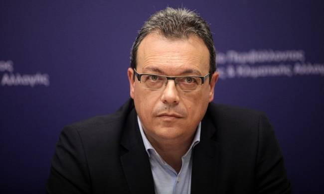 Φάμελλος: ΠΟΛΙΤΙΚΗ Φάμελλος: Η αξιολόγηση καθυστερεί γιατί τέθηκαν ζητήματα πέραν της συμφωνίας